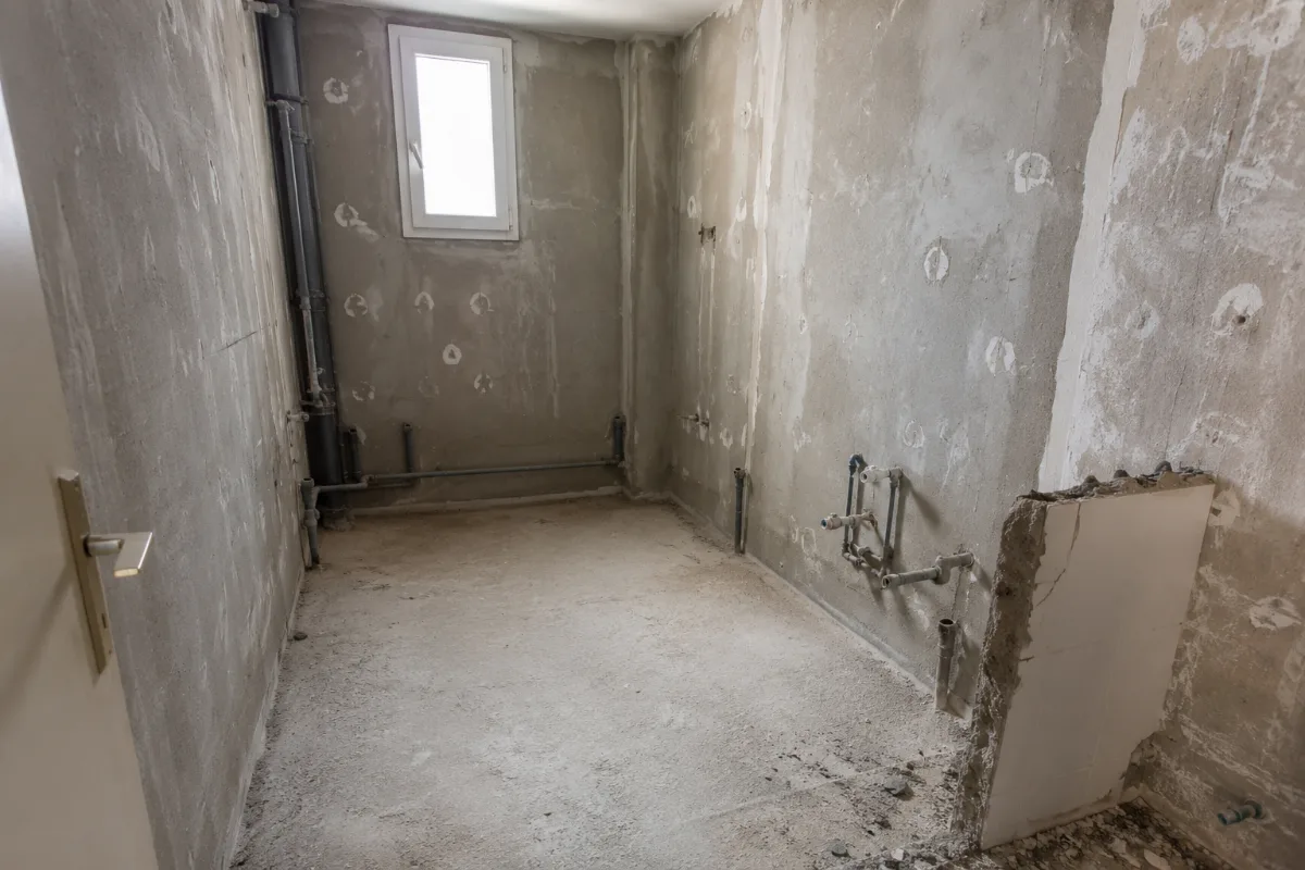 Salle de bain avant travaux à Cagnes-sur-Mer